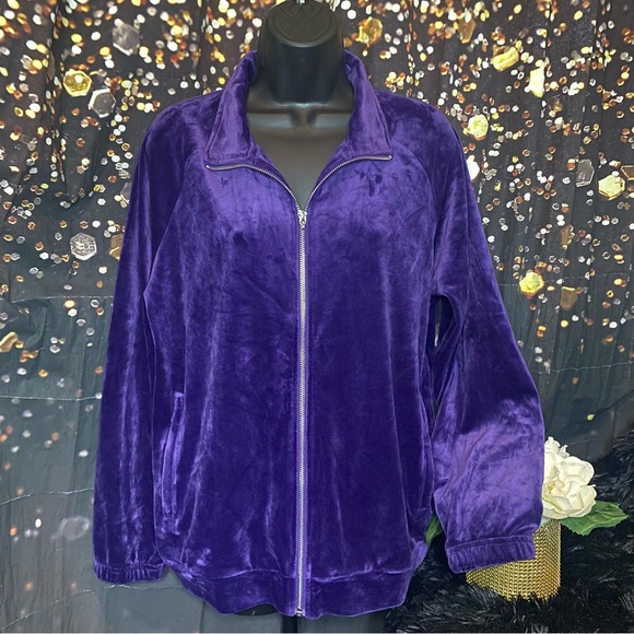 unbranded Jackets & Blazers - Purple velvet track jacket Size L No Brand Full Zip Velour Zipper Pockets
